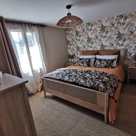 Gite - Chambres D'Hotes La Belle Helene Bressuire Exteriér fotografie