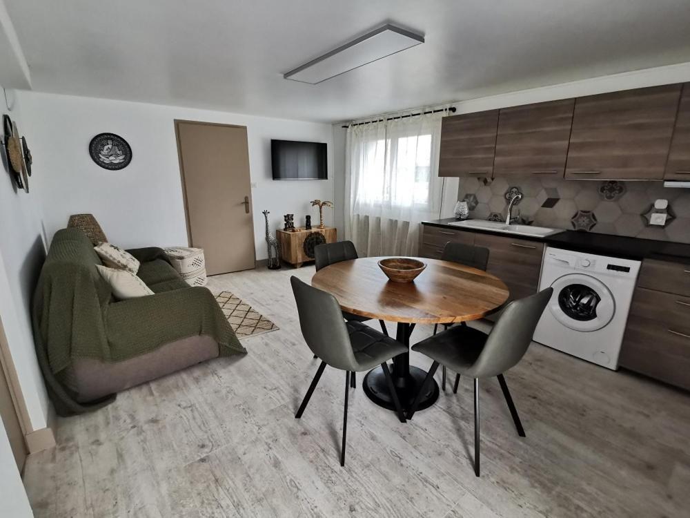 Gite - Chambres D'Hotes La Belle Helene Bressuire Exteriér fotografie