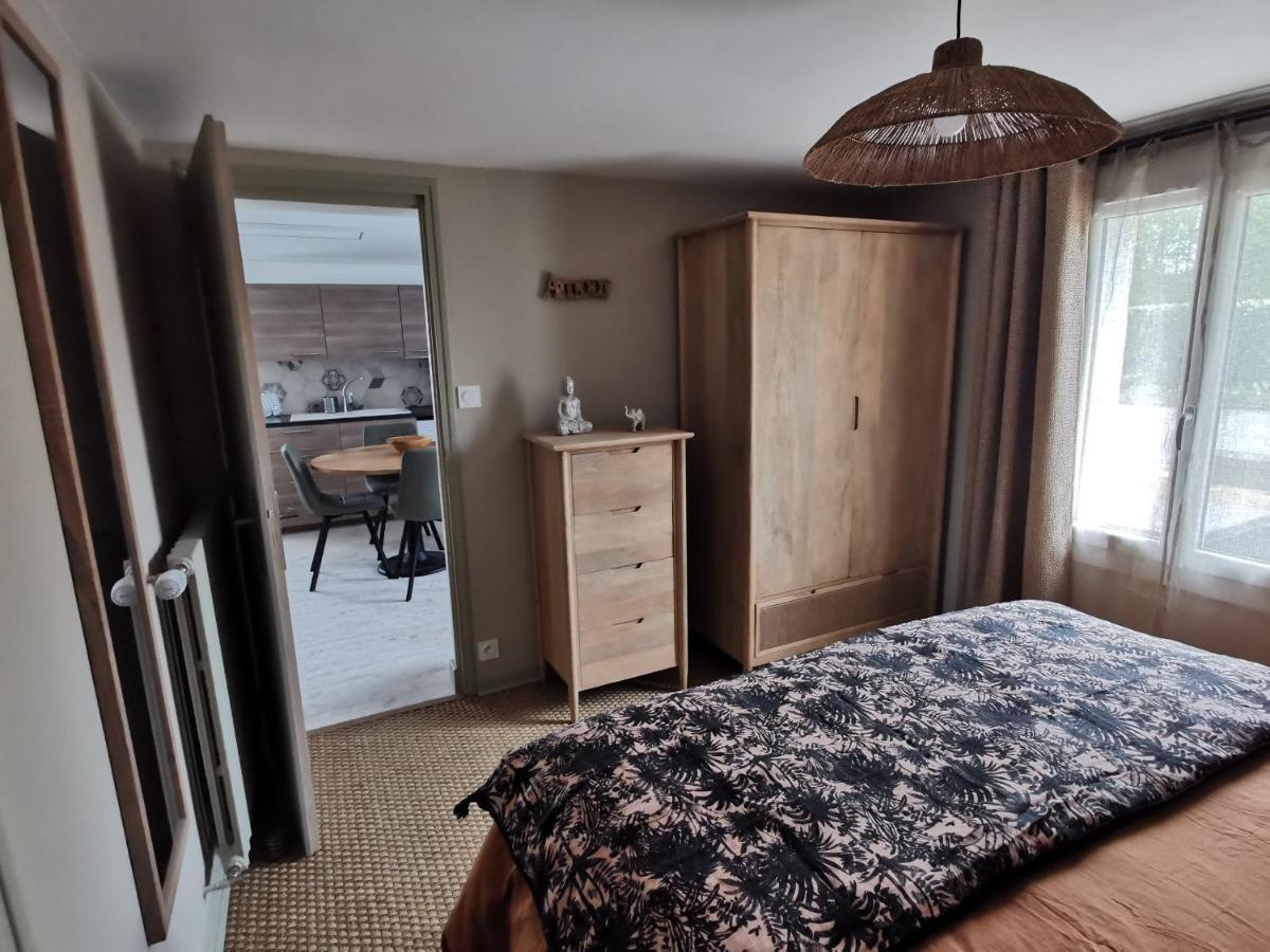 Gite - Chambres D'Hotes La Belle Helene Bressuire Exteriér fotografie