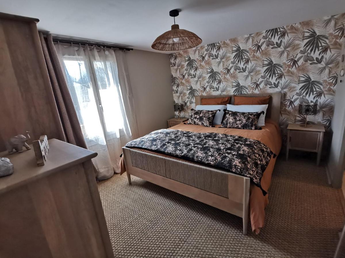 Gite - Chambres D'Hotes La Belle Helene Bressuire Exteriér fotografie