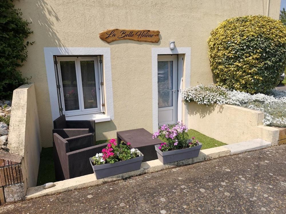 Gite - Chambres D'Hotes La Belle Helene Bressuire Exteriér fotografie